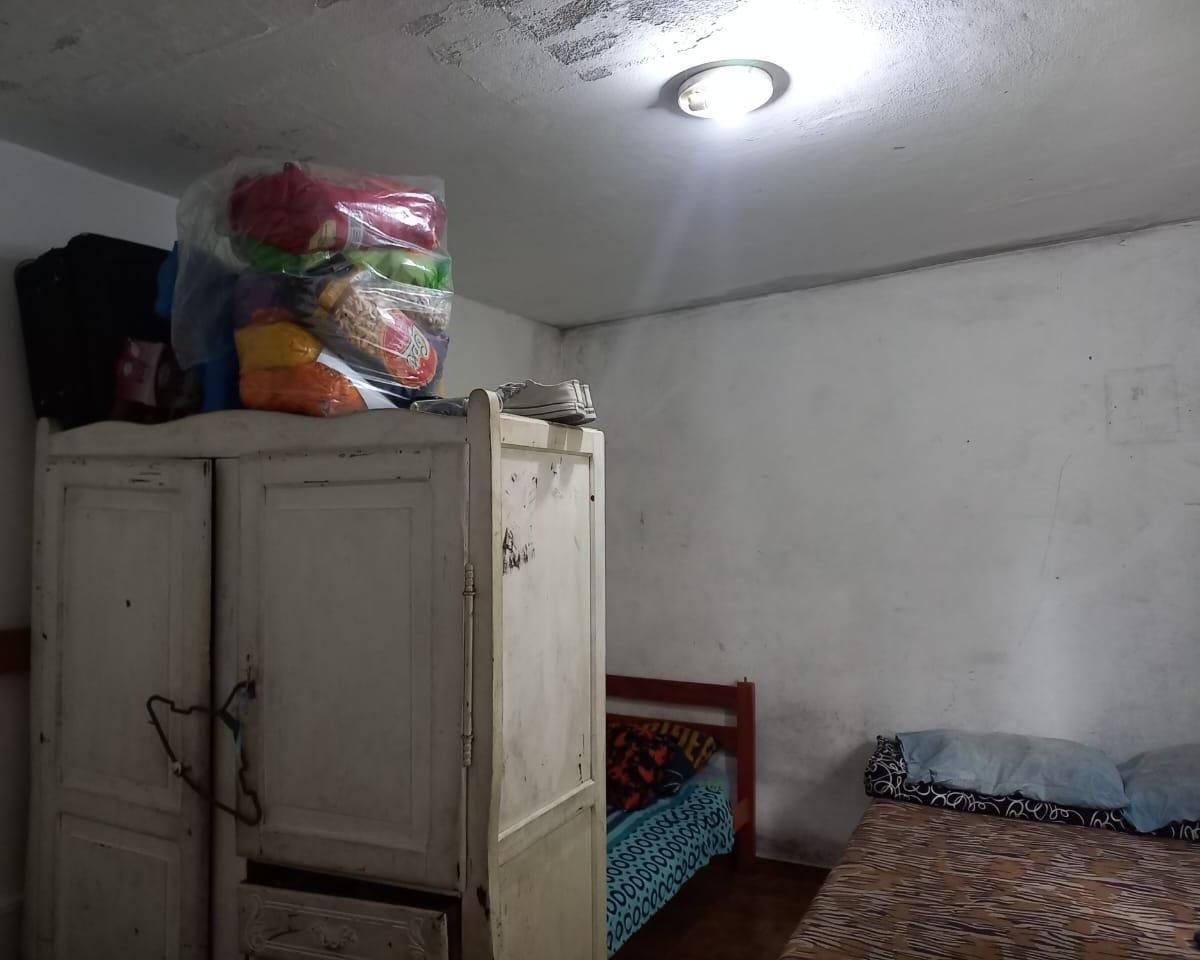 Oportunidad Casa en Aguilera a 30 Mt Hipolito Yrigoyen 5