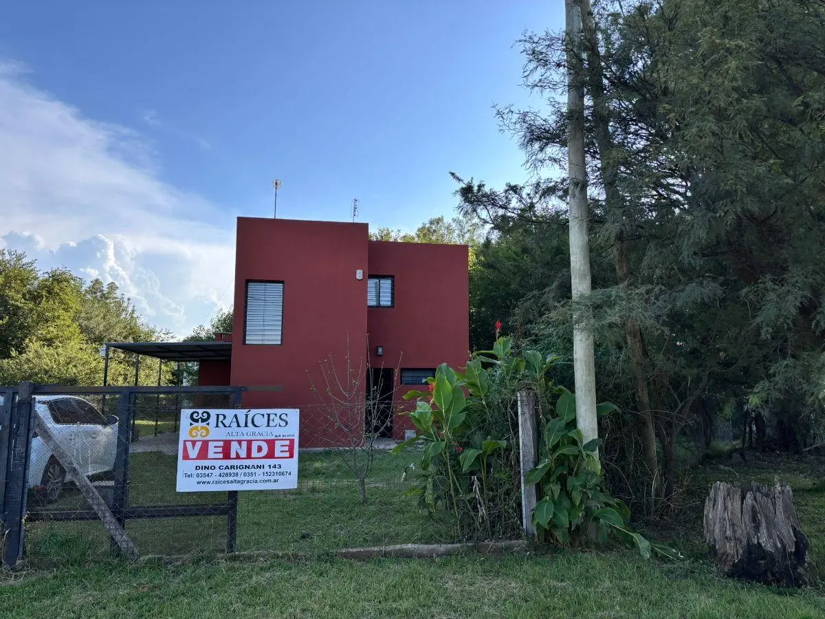 CASA JOVEN APTA A CRÉDITOS, B°P. SAN MARTÍN-ANISACATE 5