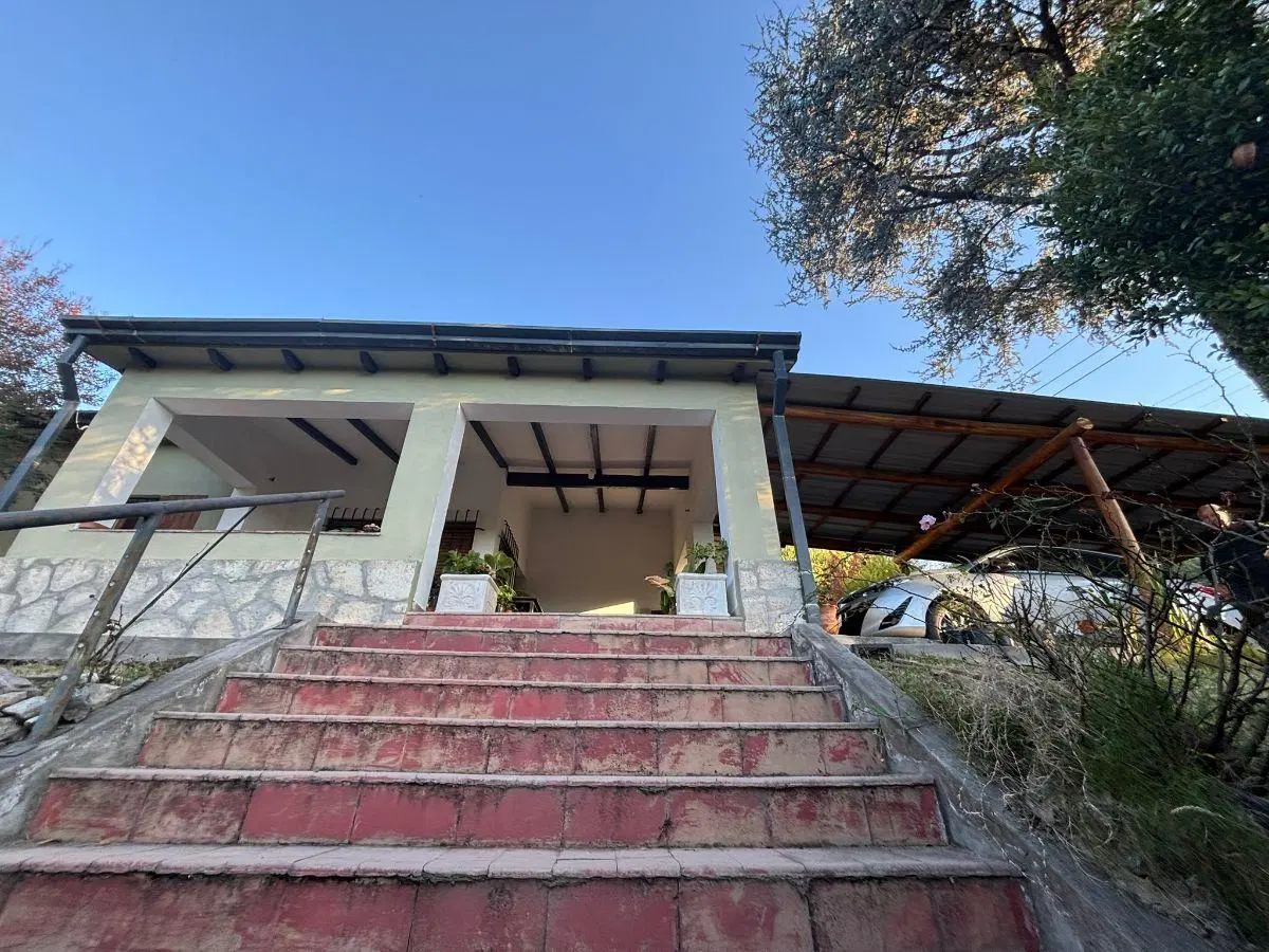 HERMOSO CHALET SERRANO EN LA SERRANITA 4
