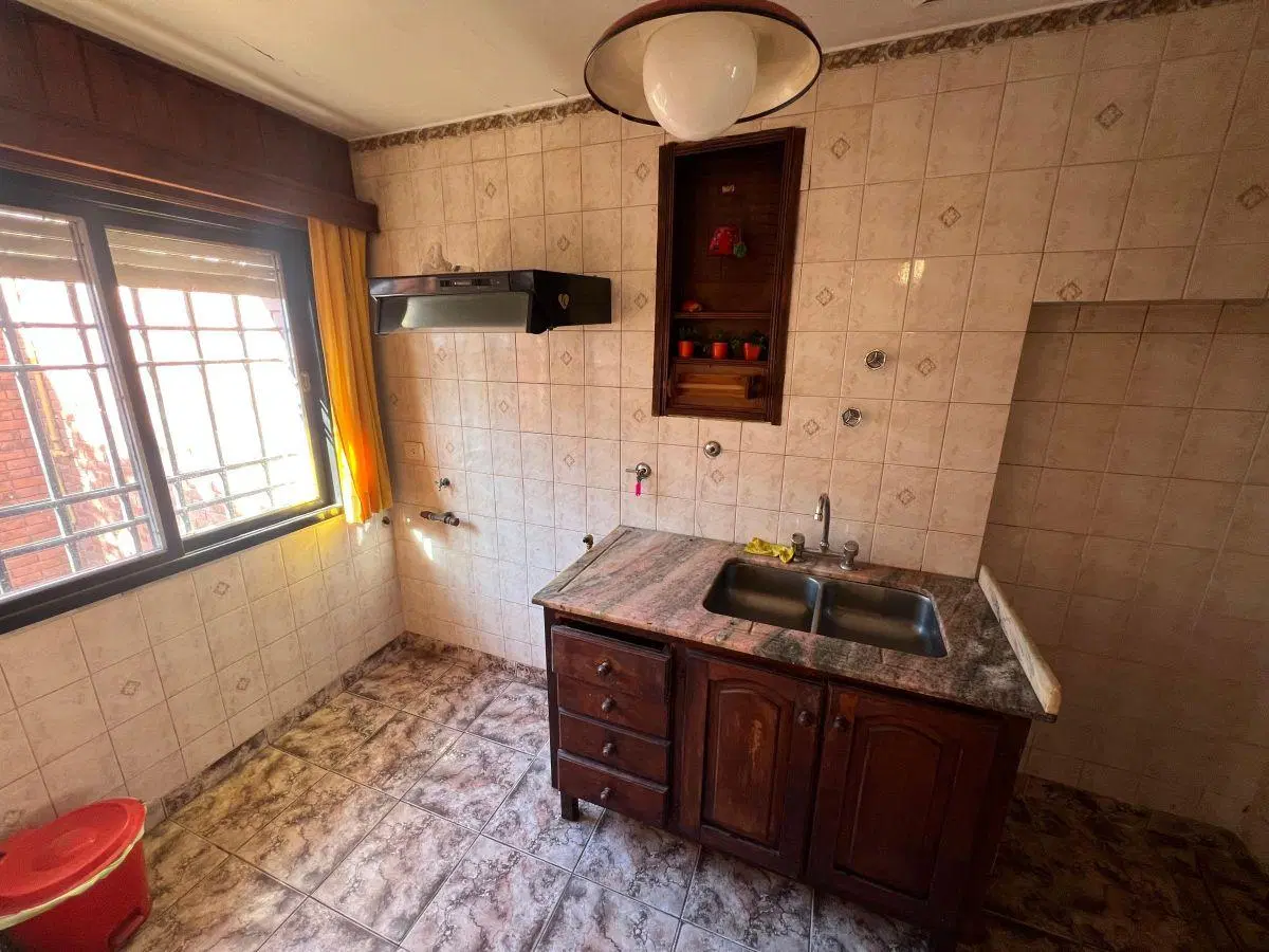 AMPLIA CASA EN PJE ALBENIZ, A MTS PATRIMONIO DE ALTA GRACIA 1