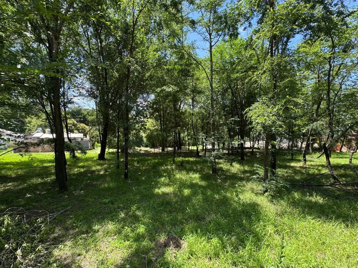 TERRENO EN BARRIO EL GOLF ALTA GRACIA-CALLE JUAN PABLO II 3