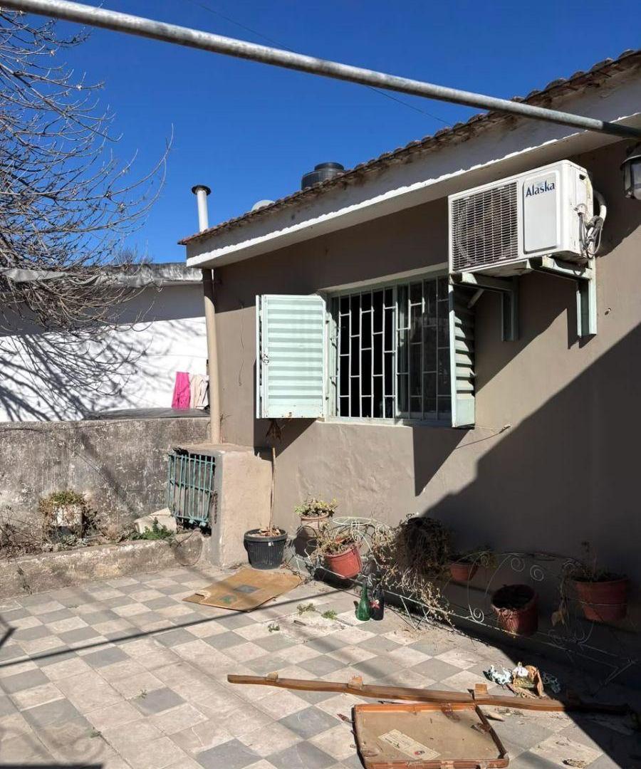 Foto de CASA EN VILLA PARQUE SANTA ANA, imagen 2