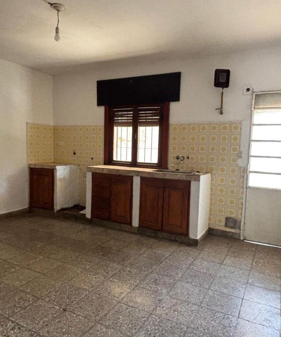 Foto de CASA MONTEVIDEO ESQ LINCOLN-A MTS AV M. ARGENTINAS A GRACIA, imagen 3
