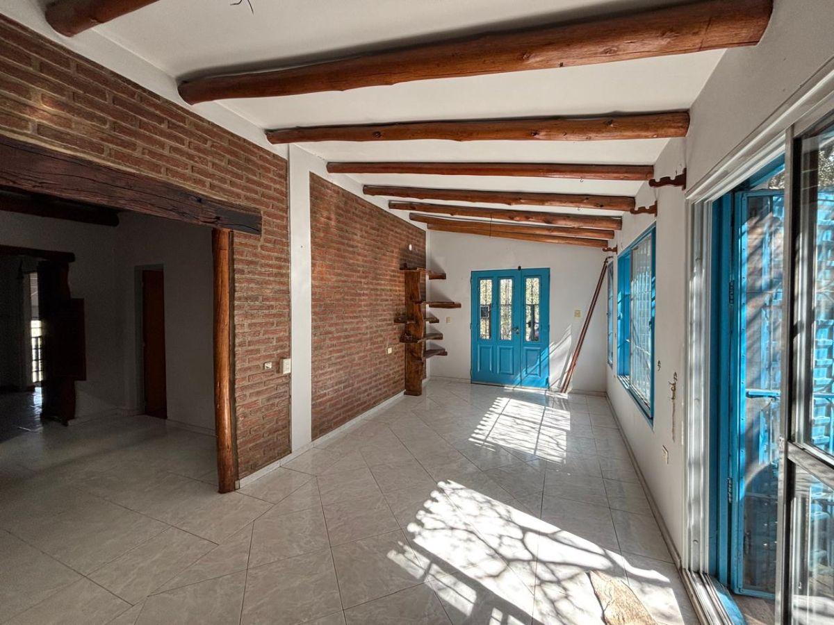 Foto de CASA DE ESTILO CON PARQUE ENCANTADOR EN VILLA LOS AROMOS, imagen 5