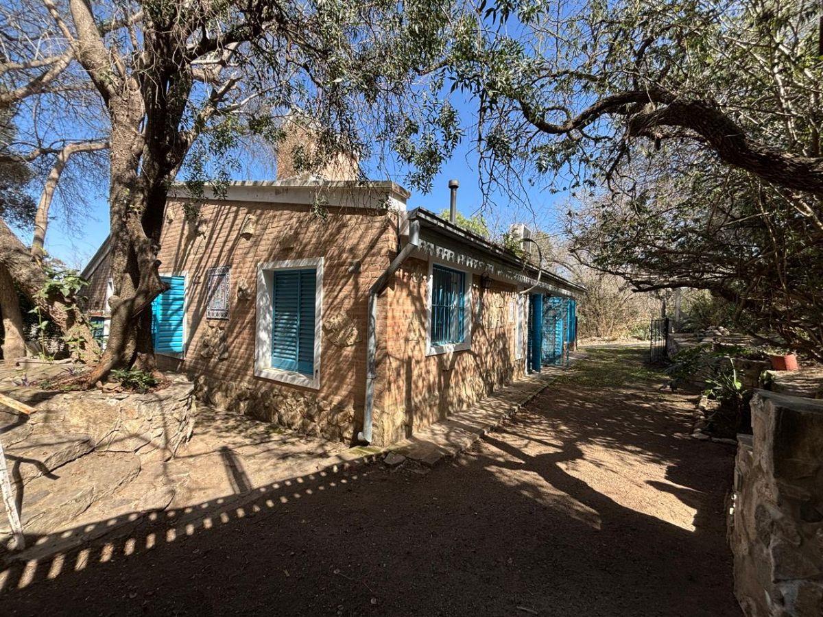 Foto de CASA DE ESTILO CON PARQUE ENCANTADOR EN VILLA LOS AROMOS, imagen 3