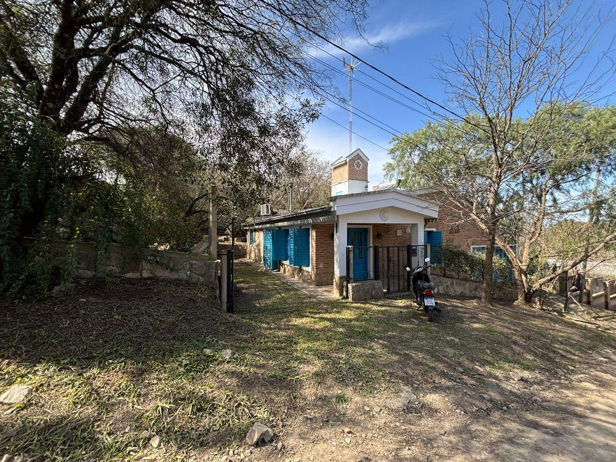 Foto de CASA DE ESTILO CON PARQUE ENCANTADOR EN VILLA LOS AROMOS, imagen 3