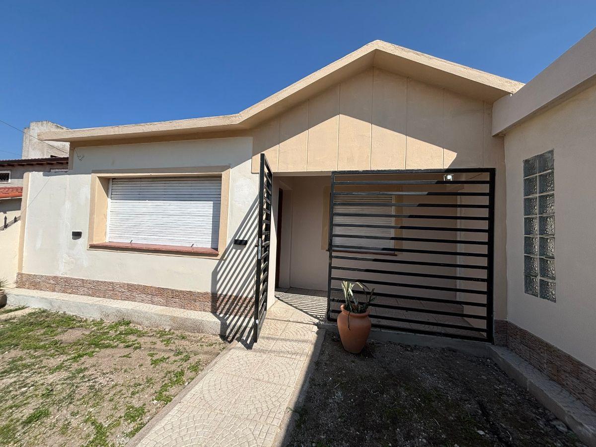 Foto de PRECIOSA CASA RECICLADA -INT MARTINEZ 480 ALTA GRACIA, imagen 2