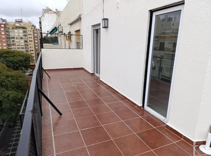 Dueño Directo alquila departamento al frente con gran balcón terraza 1