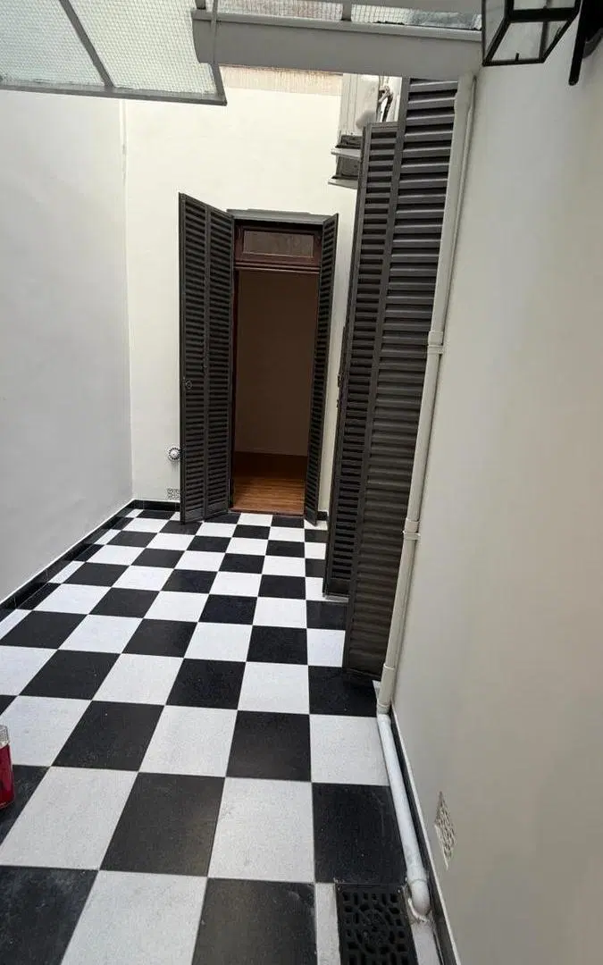 Venta de PH de 3 amb en planta baja con patio en Caballito. Reciclado 1