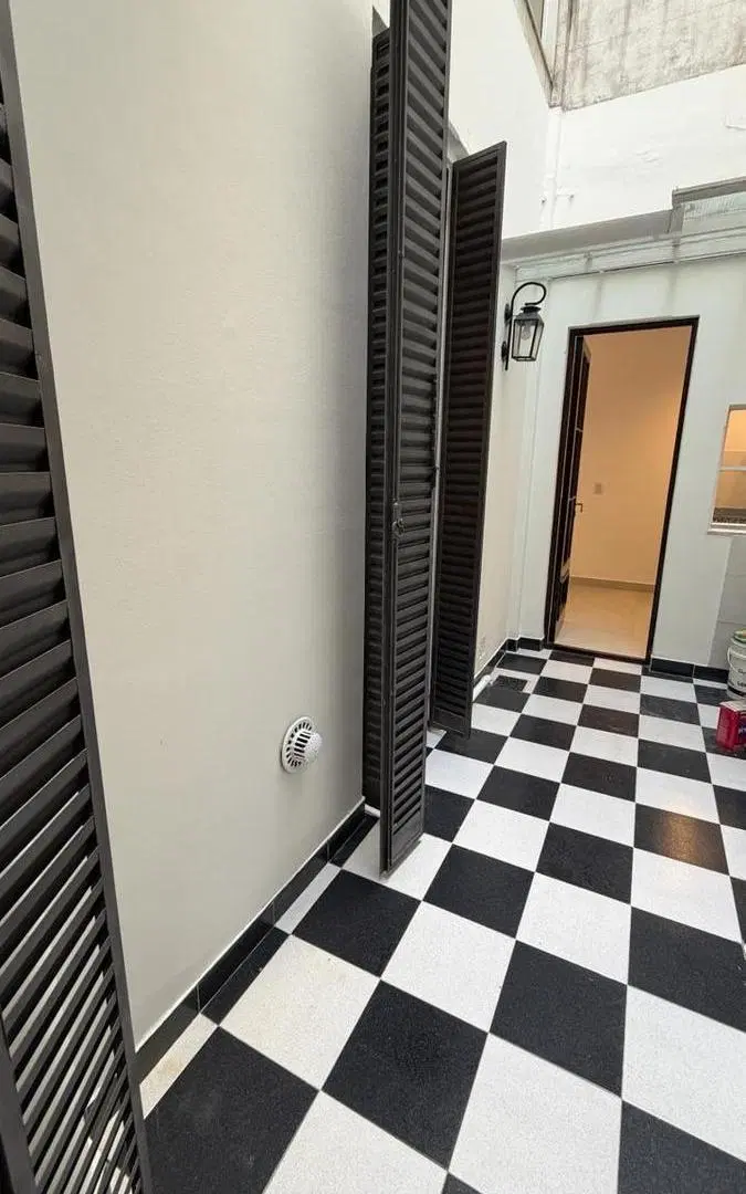 Venta de PH de 3 amb en planta baja con patio en Caballito. Reciclado 5