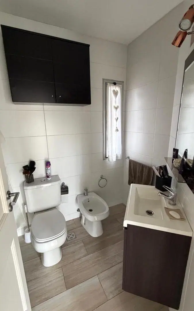 Venta de PH de 3 dormitorios, cochera , dos patios y quincho . Villa Luro 2