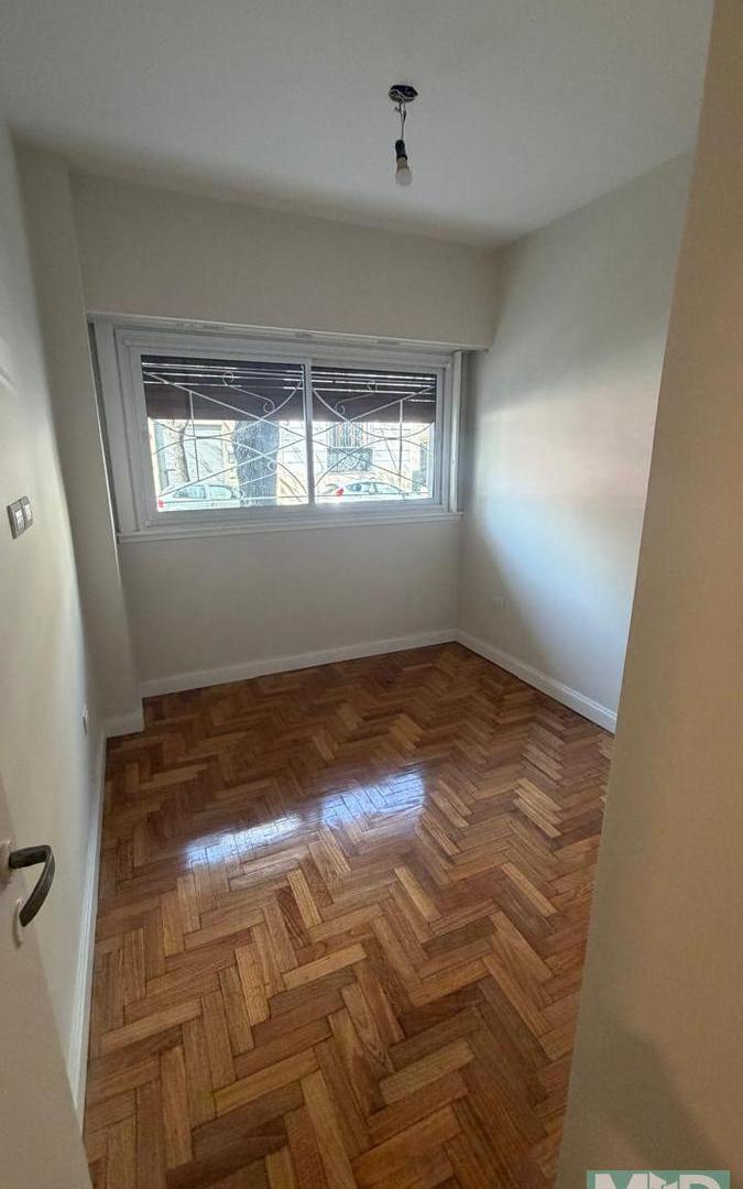 Foto de Venta de Departamento de 3 amb. reciclado a nuevo en Caballito, imagen 2