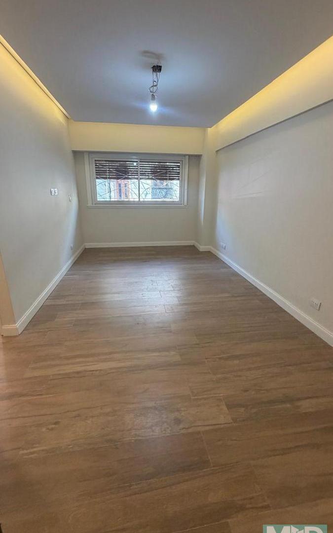 Foto de Venta de Departamento de 3 amb. reciclado a nuevo en Caballito, imagen 3