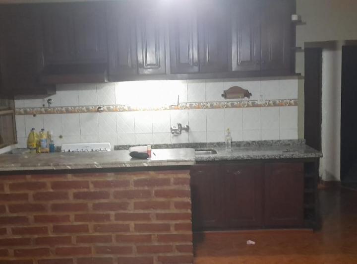 Casa familiar + Departamento independiente - Ideal familia o inversion 3