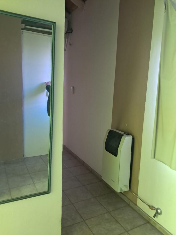 Foto de CASA DOS DORMITORIOS | CALLE JUJUY CASI PEDRO VARGAS | 700.000, imagen 2