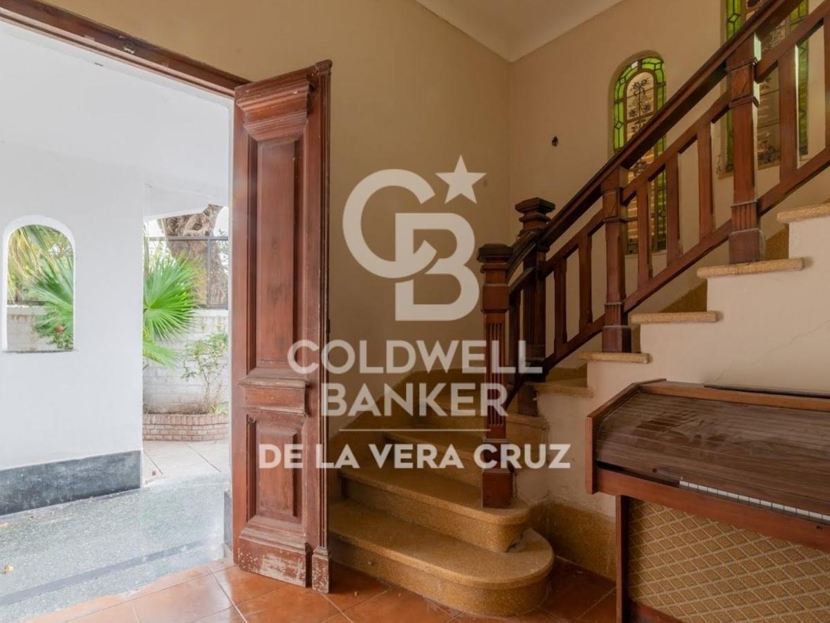 Casa de Estilo en Venta en Guadalupe Residencial, Patio Verde 4 Dorm. 4