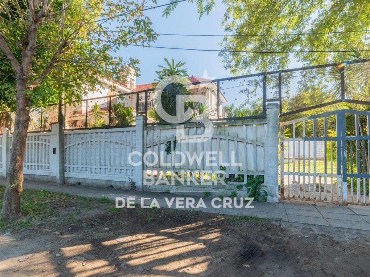 Casa de Estilo en Venta en Guadalupe Residencial, Patio Verde 4 Dorm. 2