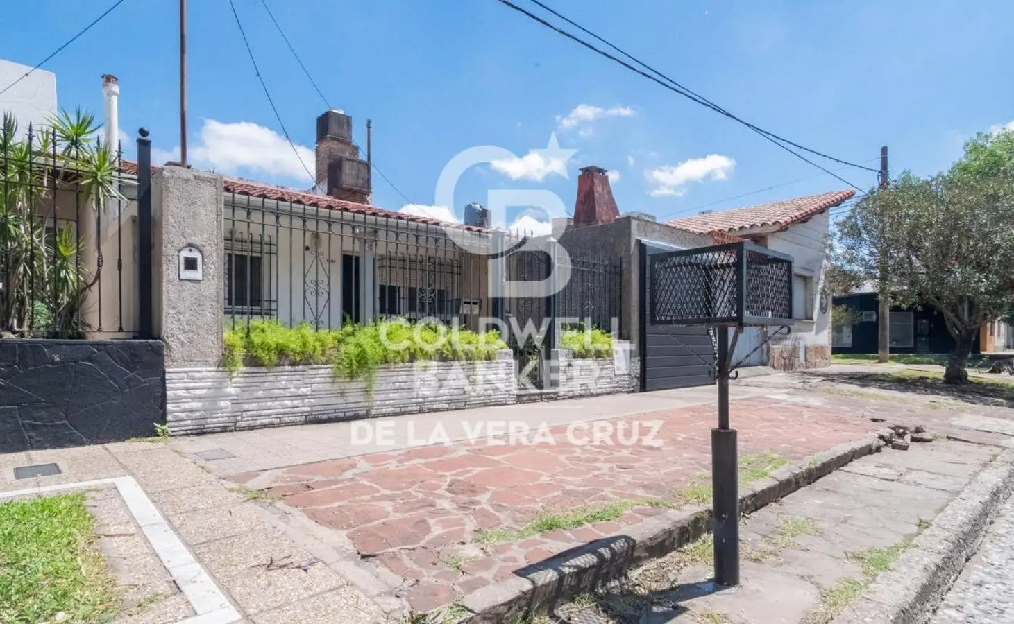 Casa en venta 3 dormitorios cochera y patio seco Alvear 4400 Sargento Cabral 3