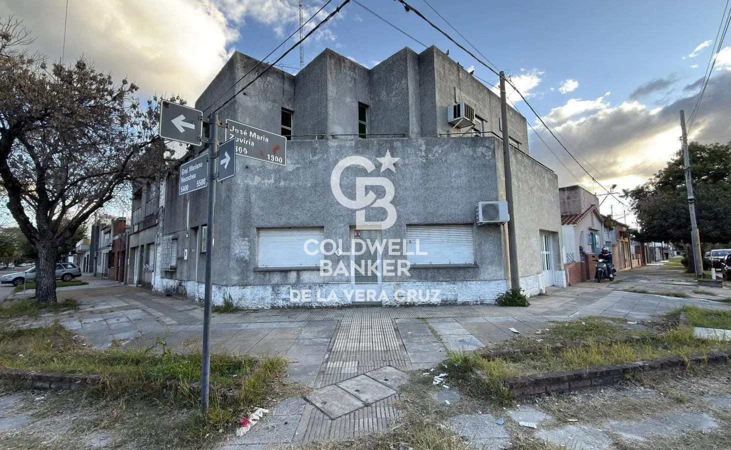 Casa en barrio Sargento Cabral a refaccionar 2