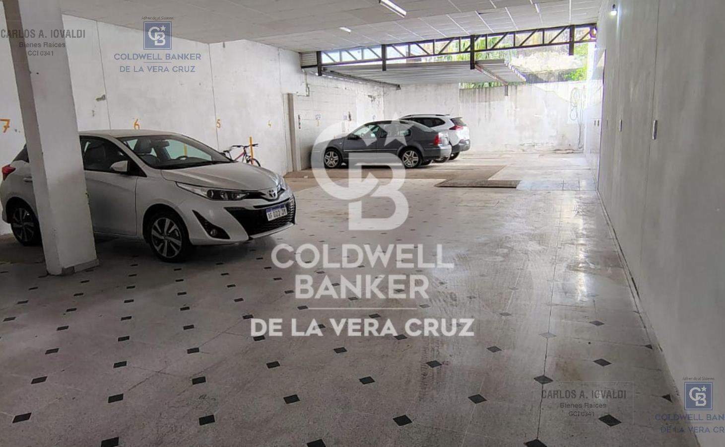 Foto de Cochera en Barrio Candioti Sur con porton automatico, imagen 2