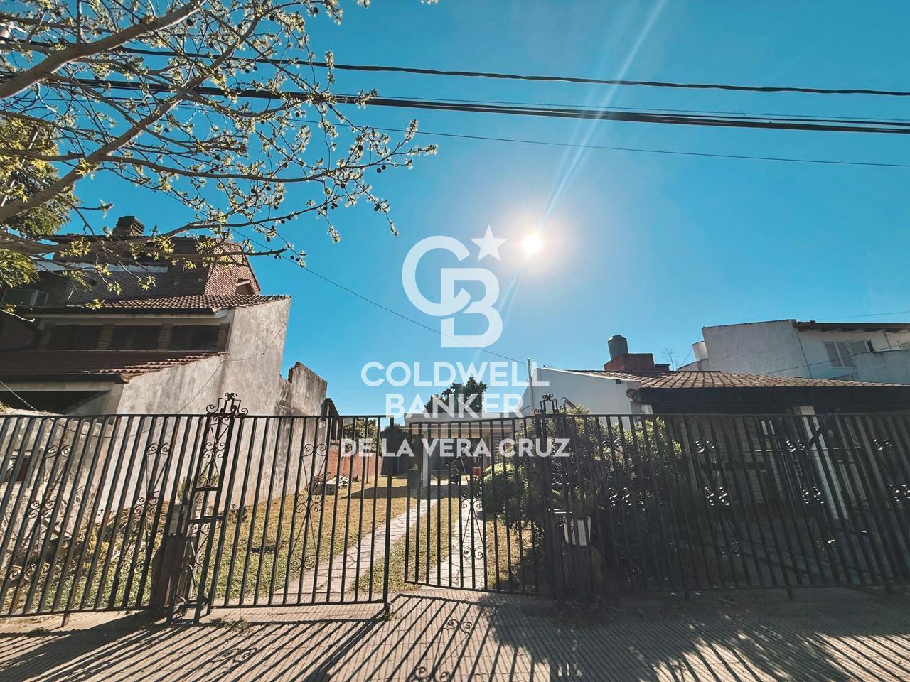 Casa con gran terreno en Guadalupe Este