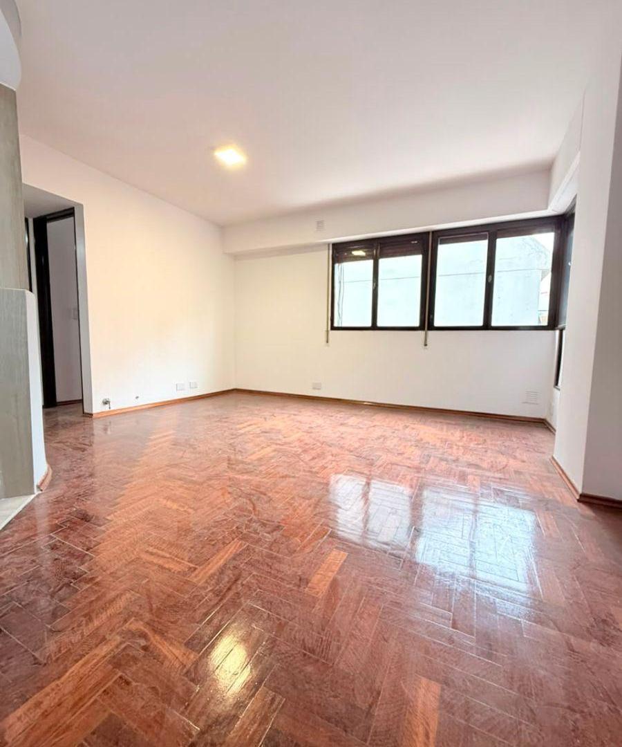 Foto de **VENTA DERQUI 7 2 DORM ESCRITURA PISO ALTO**, imagen 3
