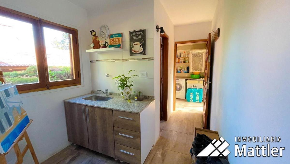 Venta de Propiedad, con Local, Sobre Av Champaqui, Villa General Belgrano 4