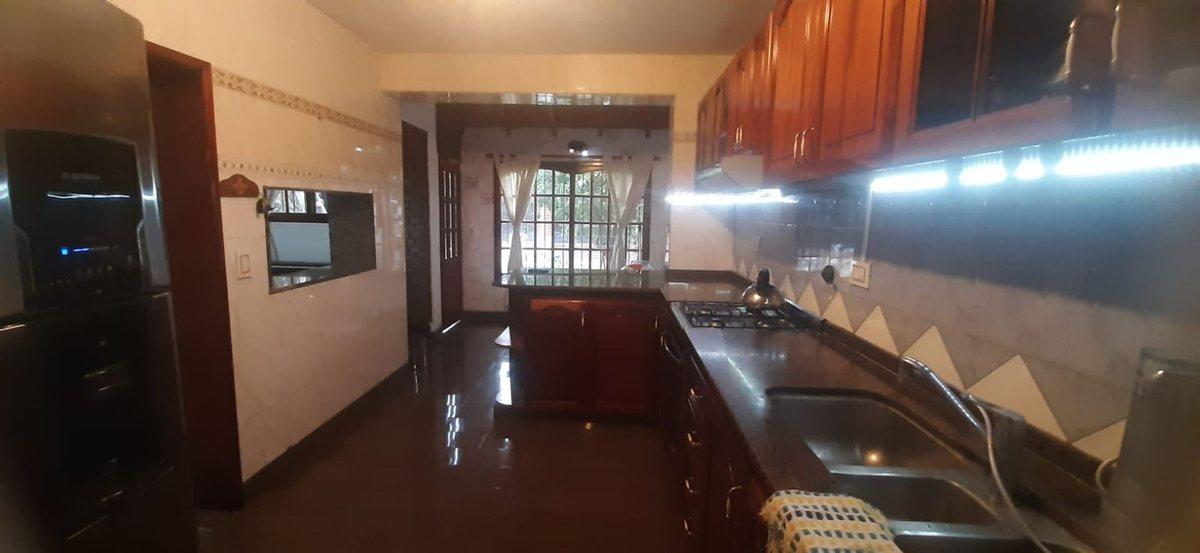 Venta Excelente Casa 7 Ambientes Hurlingham 4