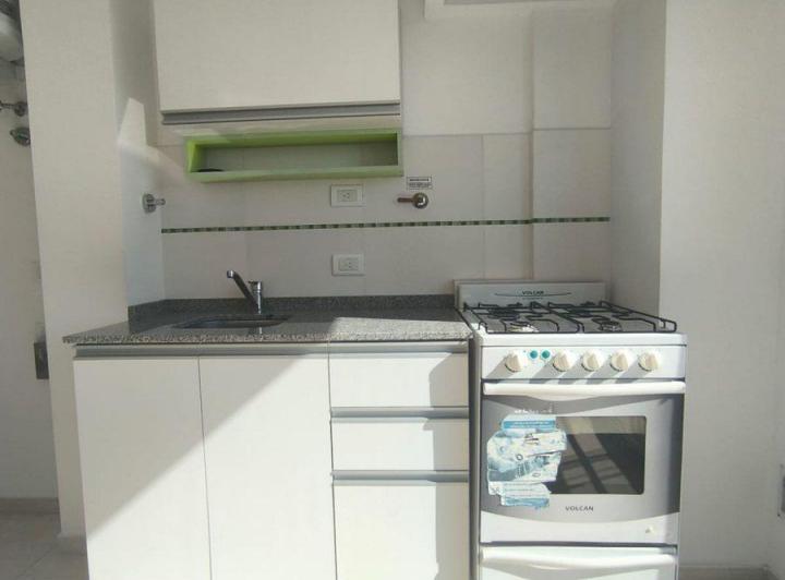 DEPARTAMENTO MONOAMBIENTE ALQUILER CASEROS 5