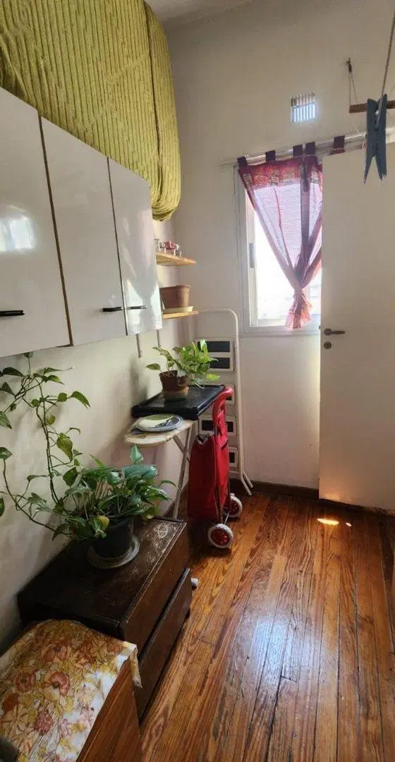 VENTA DEPARTAMENTO  BALVANERA 3 AMBIENTES PISO 5