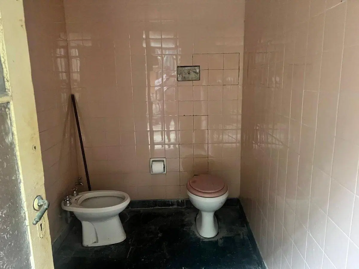 VENTA PH A RECICLAR CON LOCAL , BALVANERA 2