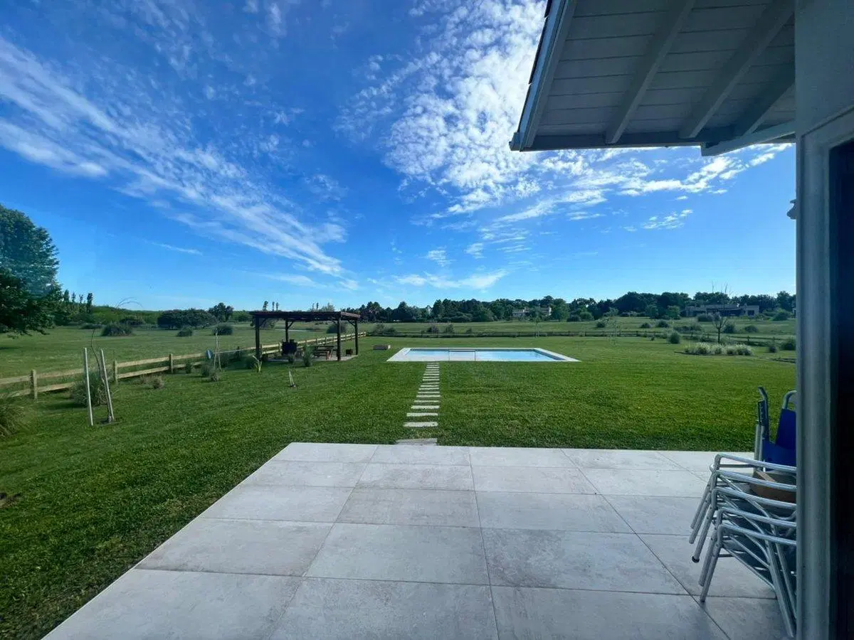 VENTA CASA CON VISTA AL LAGO , CHACRAS DE LA CRUZ 3