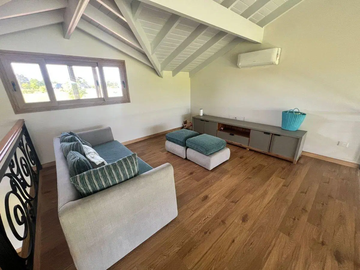 VENTA CASA CON VISTA AL LAGO , CHACRAS DE LA CRUZ 2
