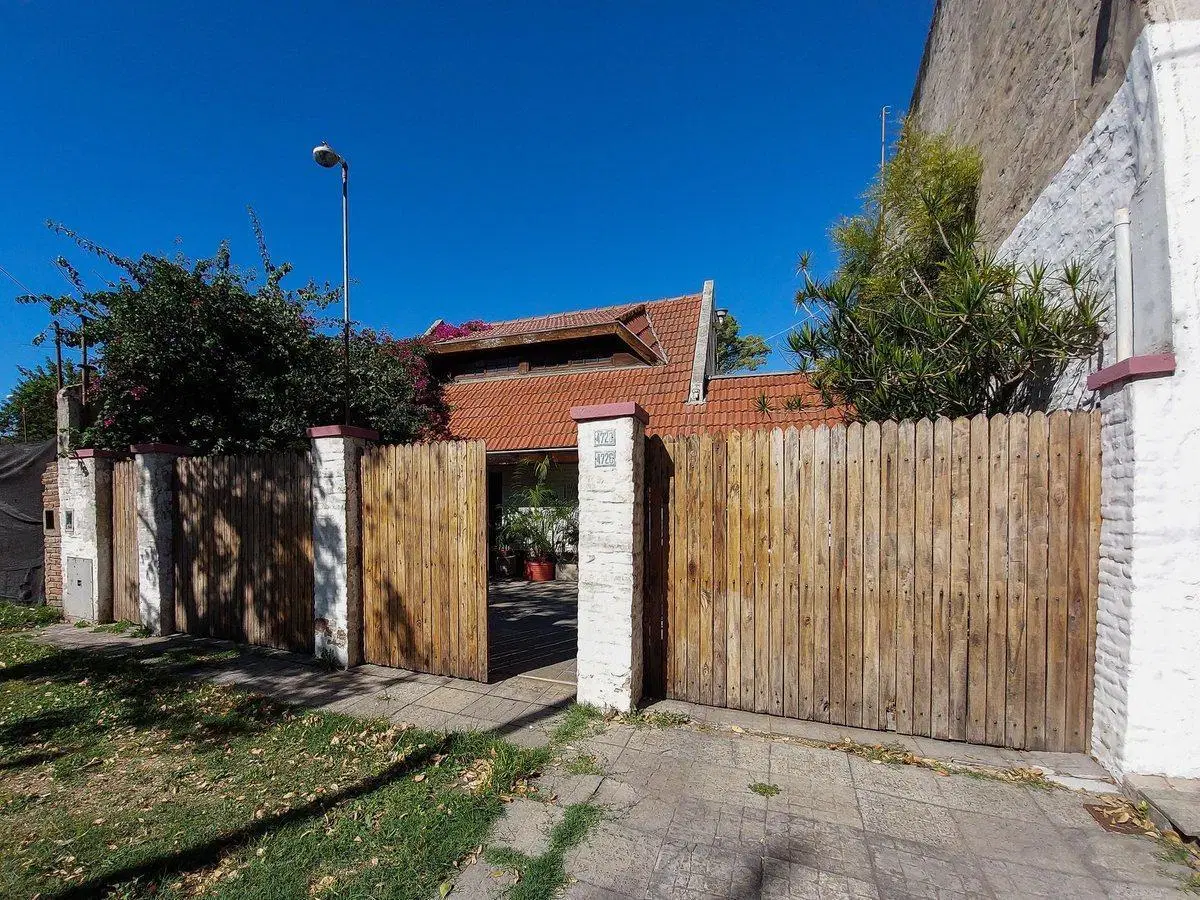 2 casas en venta en un lote Cdad Jardín Libertador 5