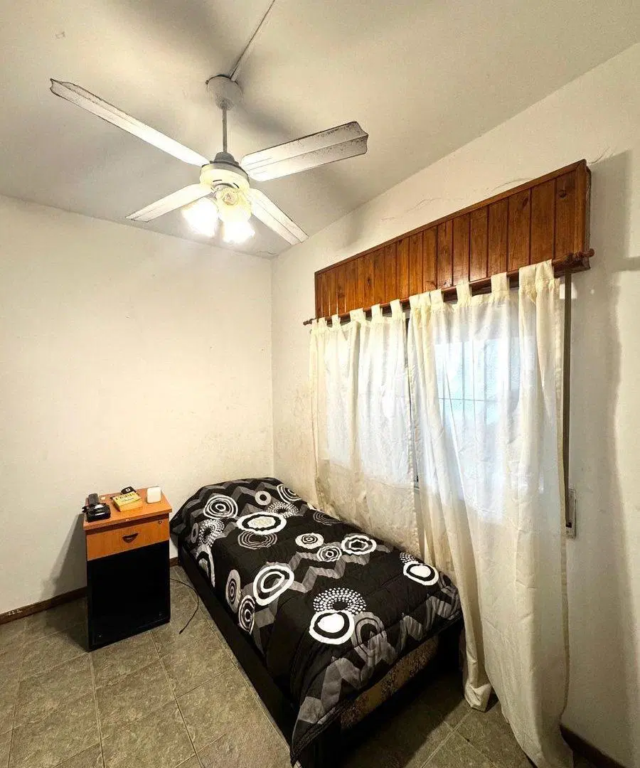 Venta Casa Bella Vista con Quincho y Pileta 2