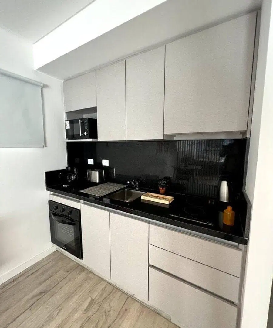 Monoambiente con Balcón 4