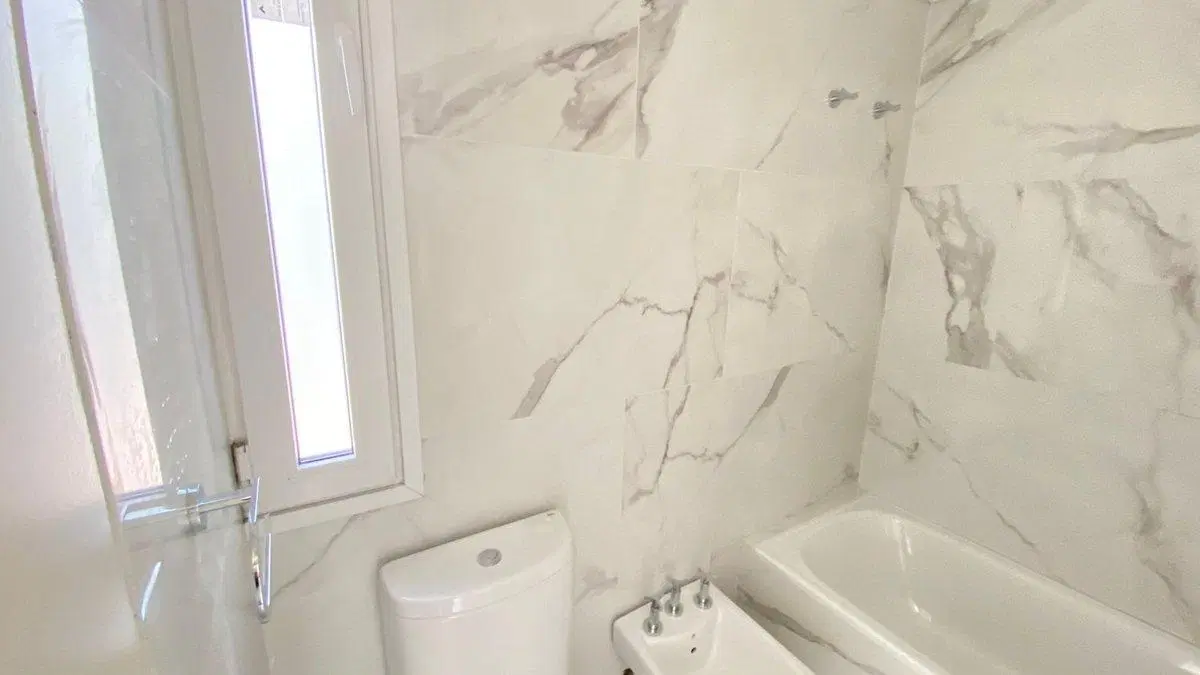 Monoambiente en venta con balcón y baulera Palermo 5