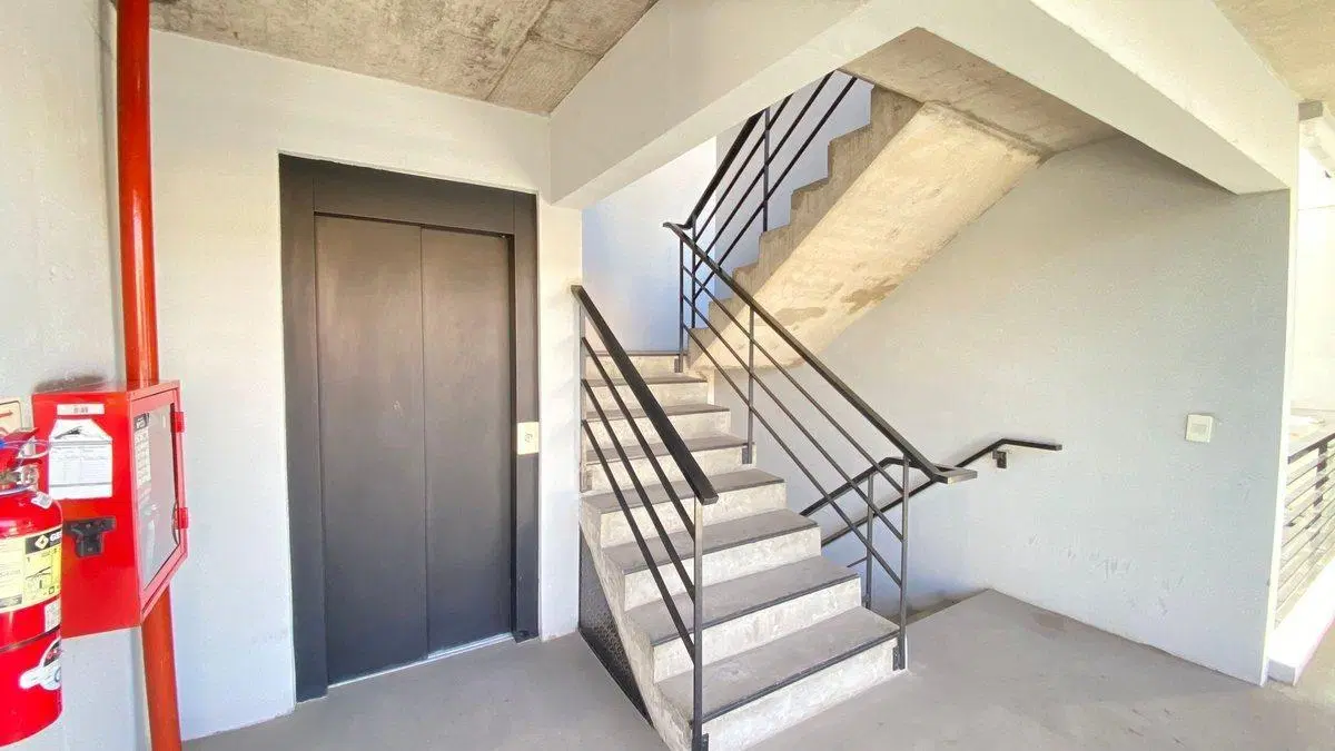 Monoambiente en venta con balcón y baulera Palermo 4