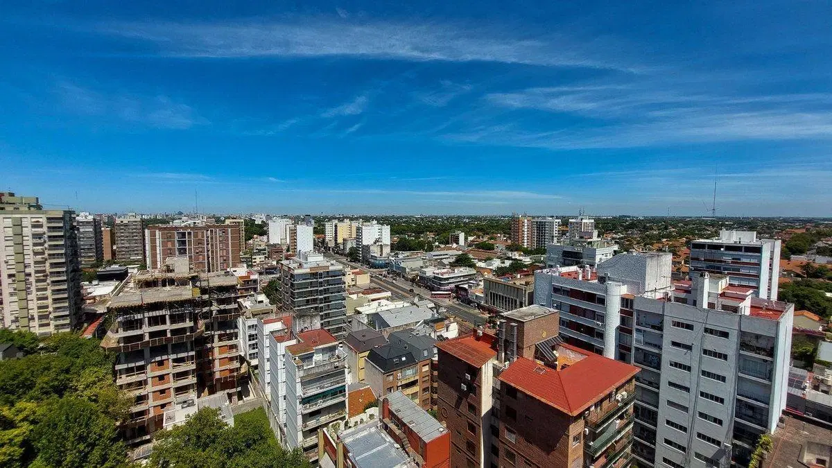 VENTA DEPARTAMENTO 4 AMB PISO ALTO C/ COCHERA 2