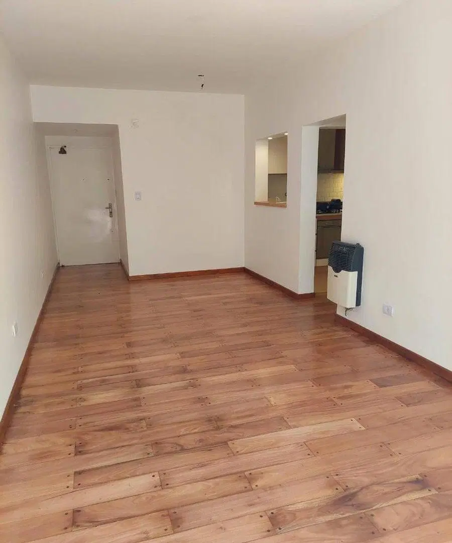 DPTO. 3 AMBIENTES EN VENTA EN FLORIDA C/ JARDIN 2