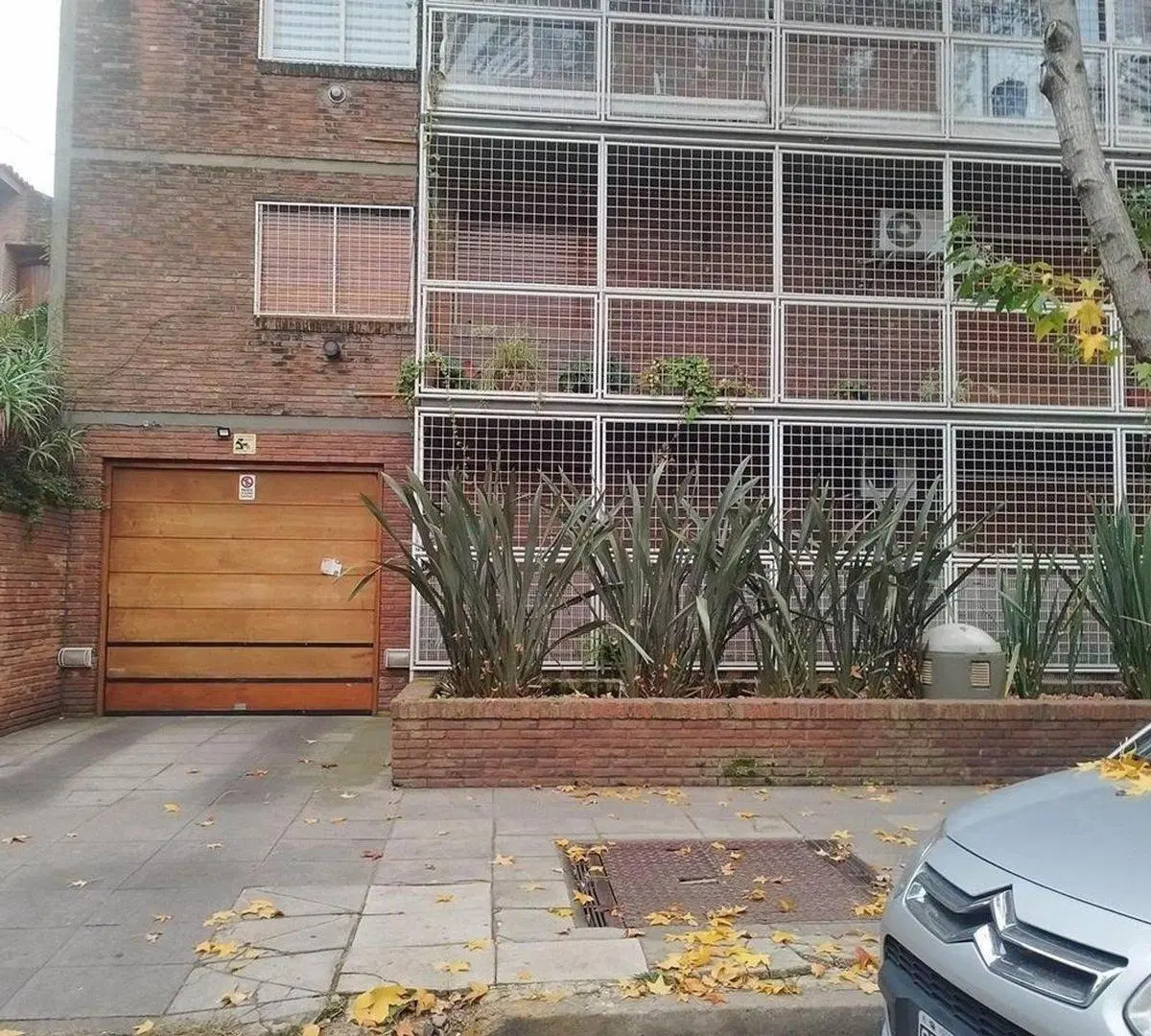 VENTA COCHERA - San Isidro NUEVO PRECIO!! 4