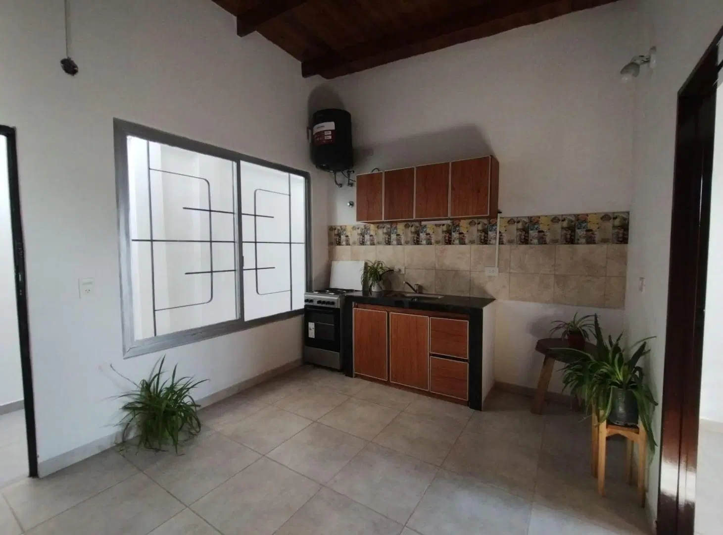 ALQUILER - PH 2 Ambientes, 1° piso. Villa Adelina 3