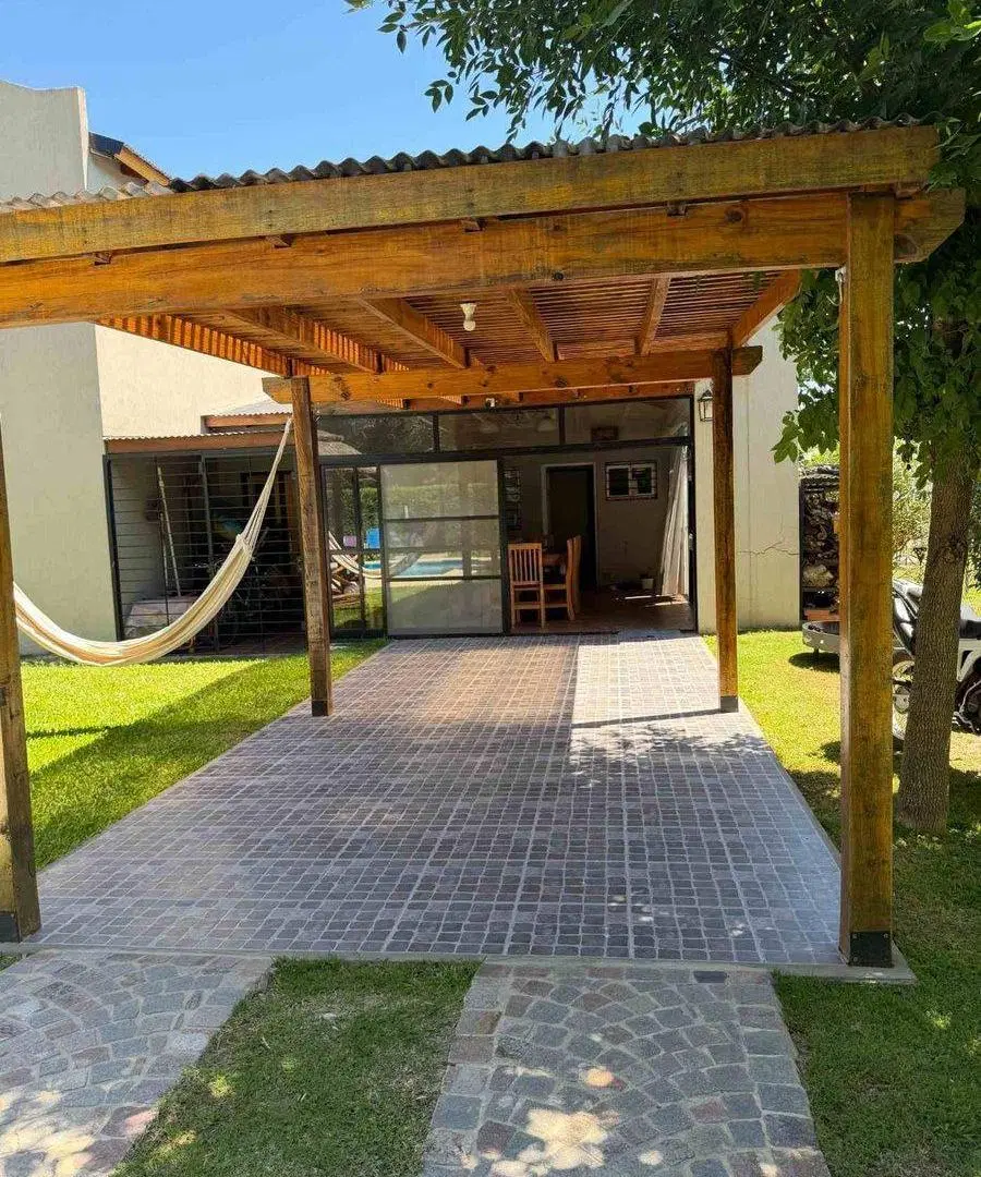 VENTA CASA CON PISCINA EN PAVON (Ruta6yruta8) 4