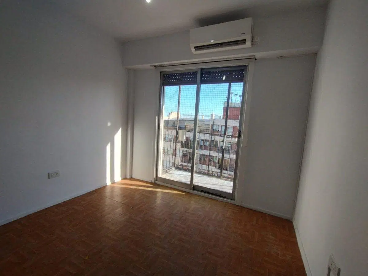 VENTA Departamento 3 Ambientes, en Saavedra 2