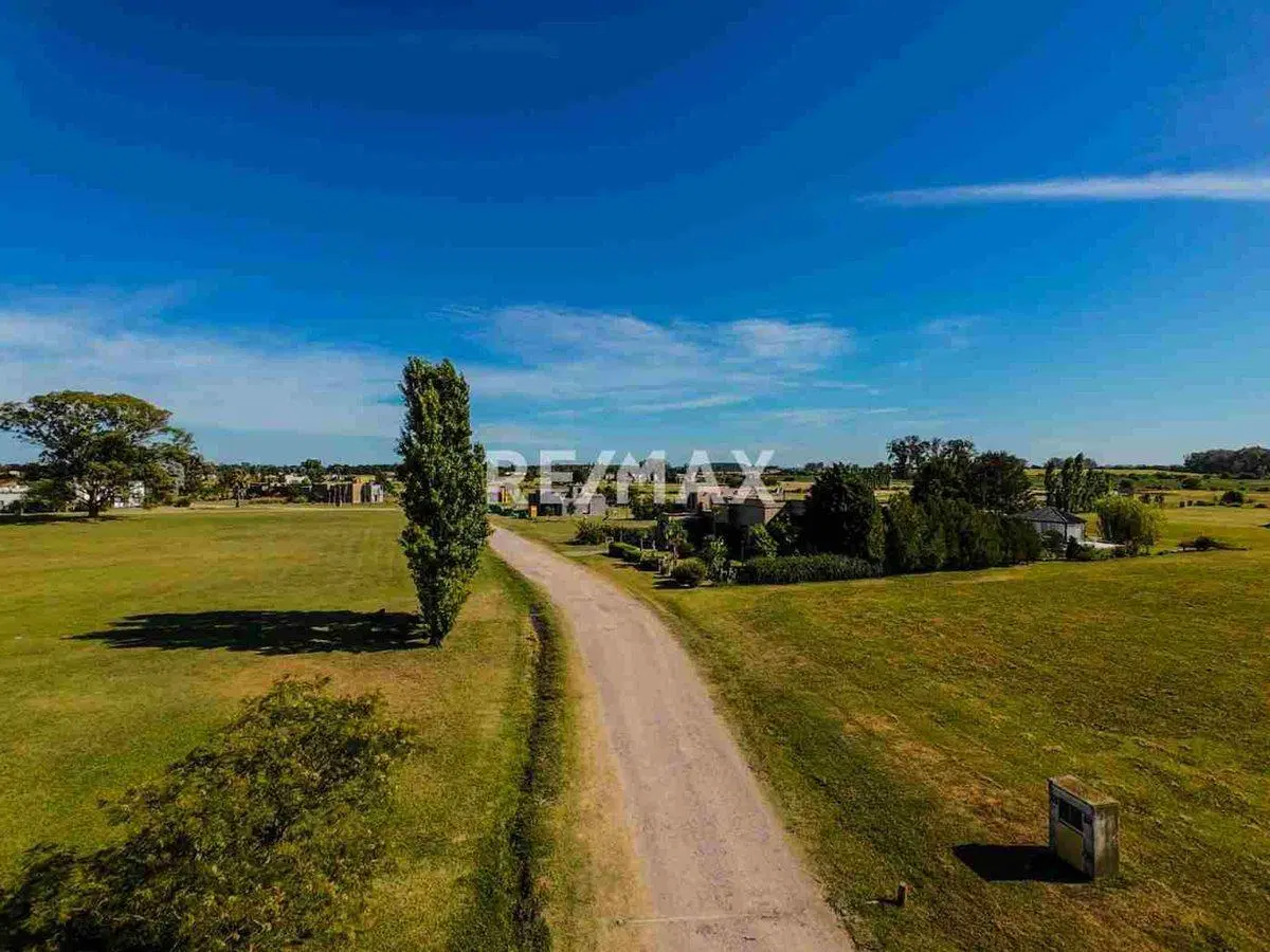 Oport. real! venta Lote al Golf c/ proy. aprobado 4
