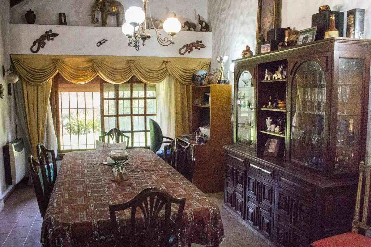 VENTA CASA CON QUINCHO PILETA EN PACHECO 4