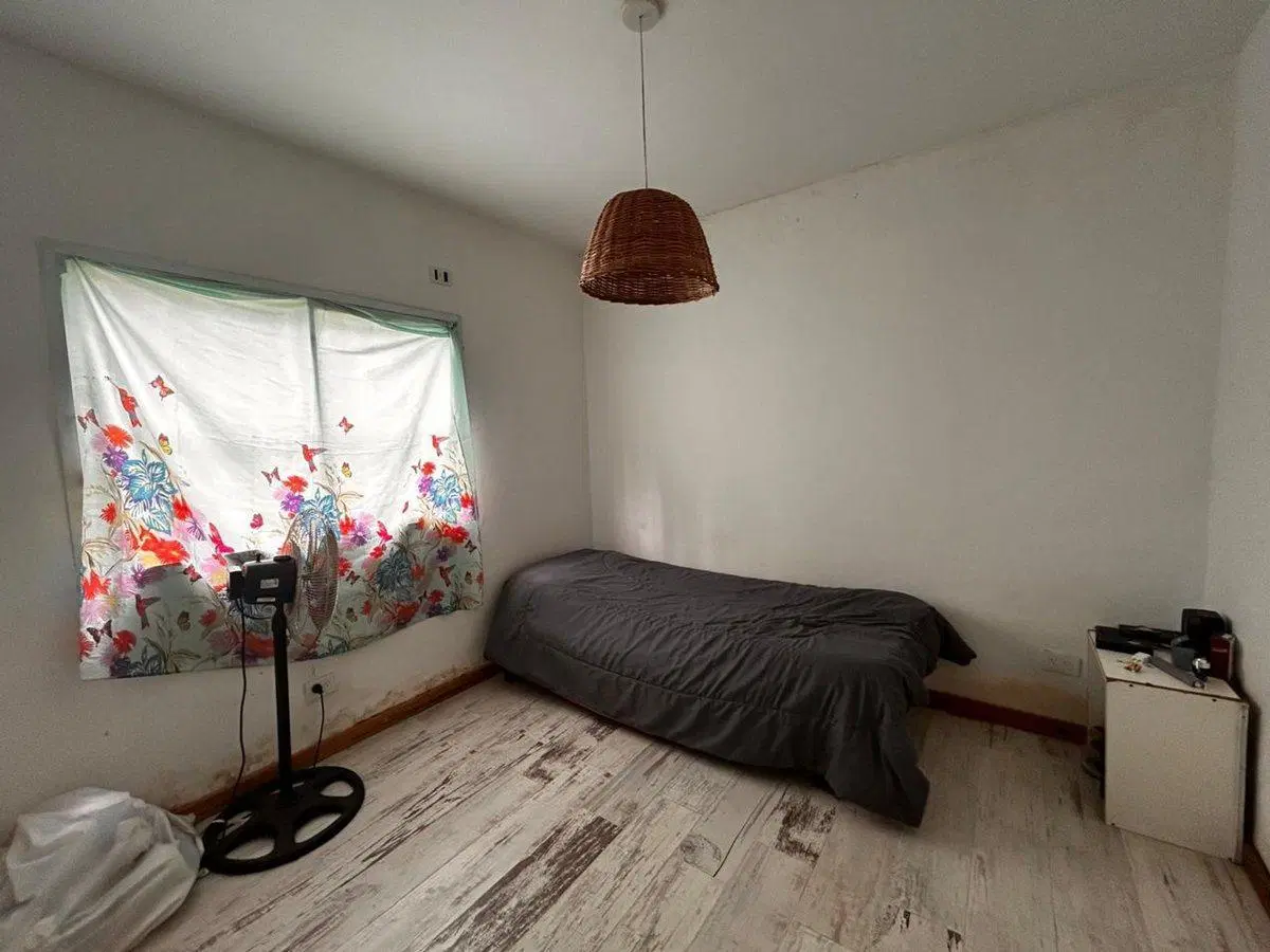 Casa venta en Carlos Keen Posib. de perm. por veh. 2