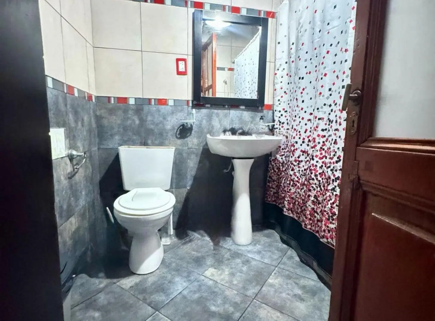 Venta Casa a Refaccionar en Floresta con Lote 207m 2