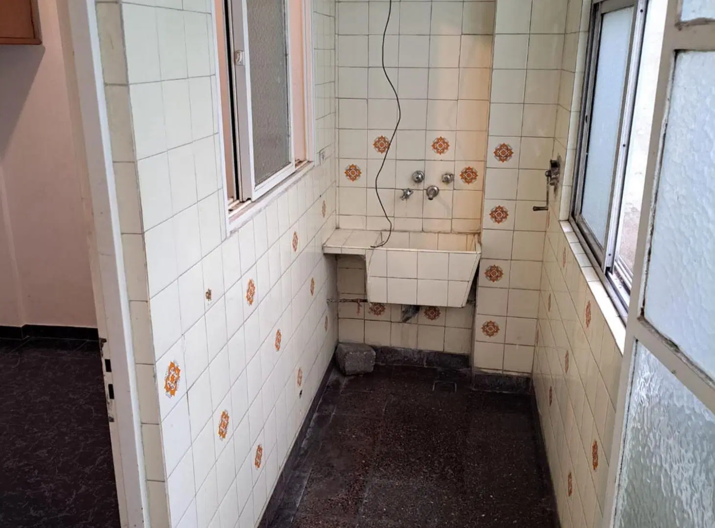 ALQUILER DEPARTAMENTO 4AMB DEPEND/BALCON EN FLORES 4