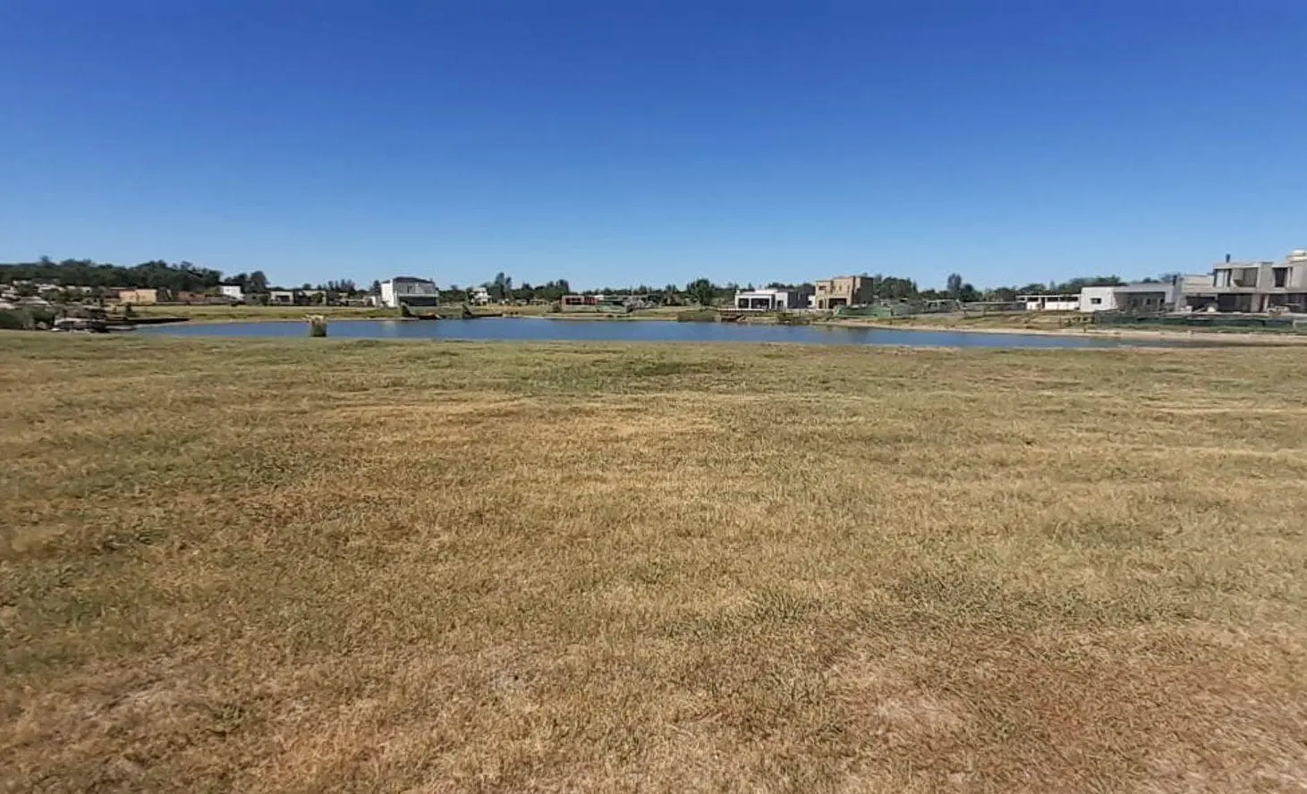 VENTA LOTE A LA LAGUNA SAN SEBASTIAN PILAR AREA11 3